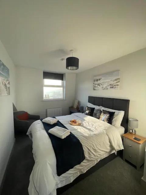 Spectacular 2 Bedroom Balcony Sea View Flat Scarborough Dış mekan fotoğraf