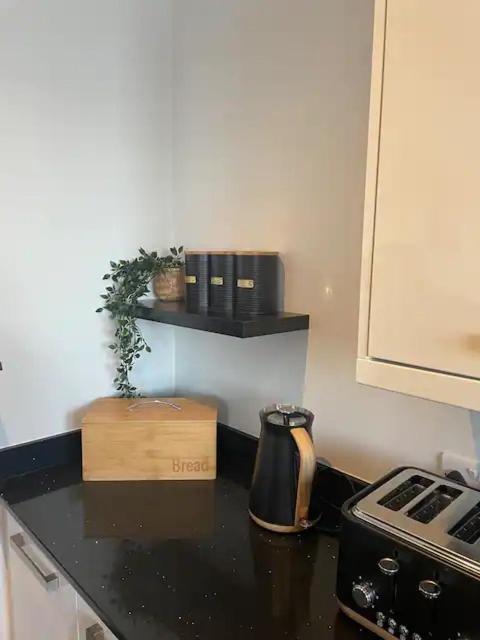 Spectacular 2 Bedroom Balcony Sea View Flat Scarborough Dış mekan fotoğraf