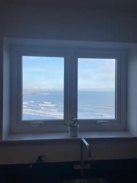 Spectacular 2 Bedroom Balcony Sea View Flat Scarborough Dış mekan fotoğraf